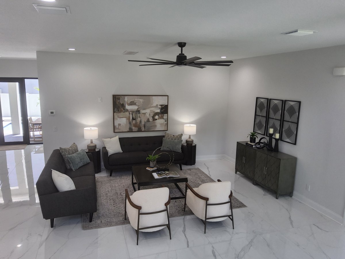 Tampa Luxury, Lois Interior View 9
